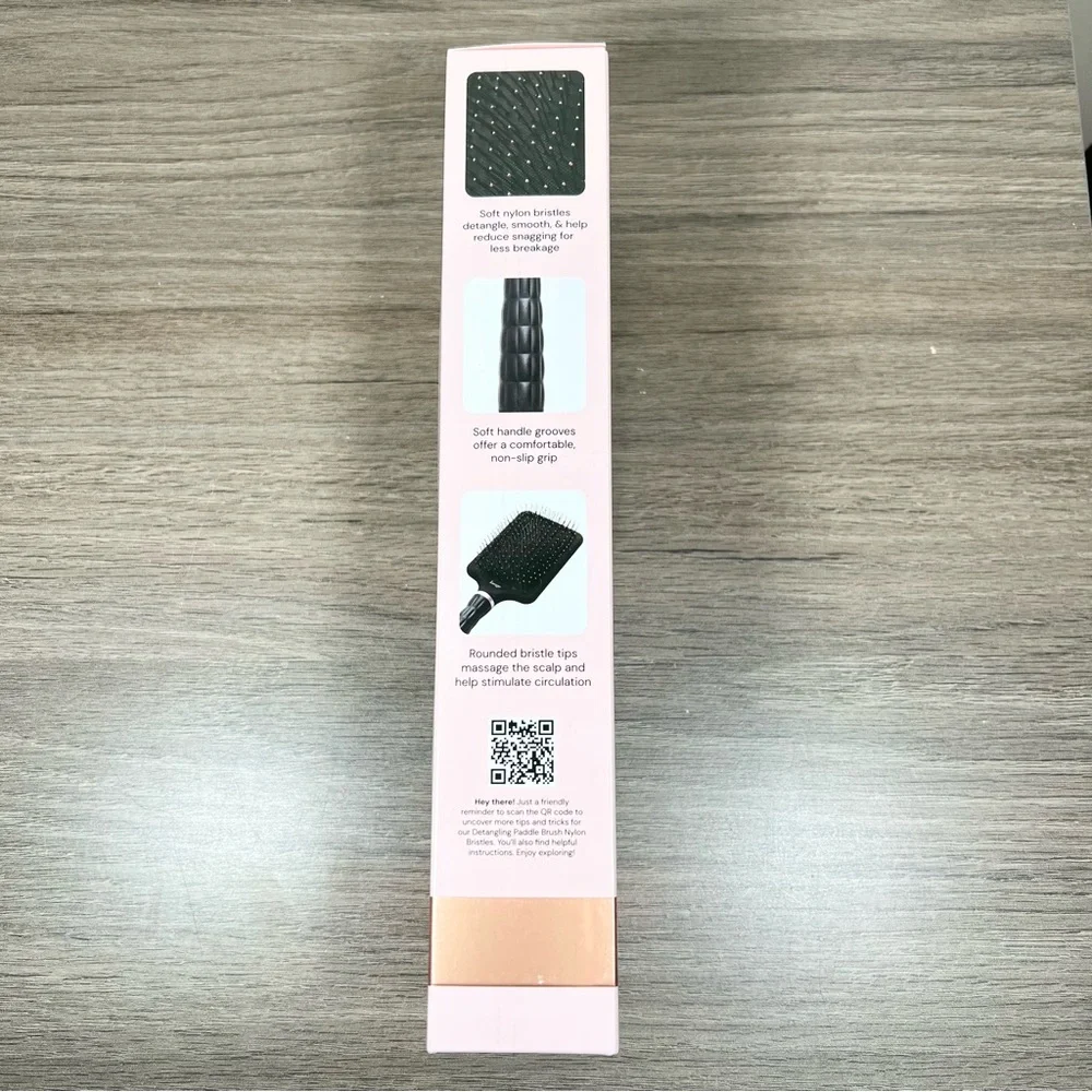 L’ange Black Detangling Paddle Brush